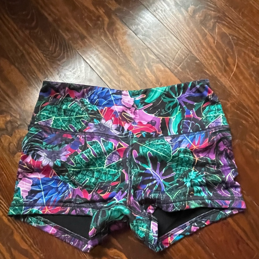 Fleo HRO Short